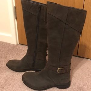 New Merrell boots